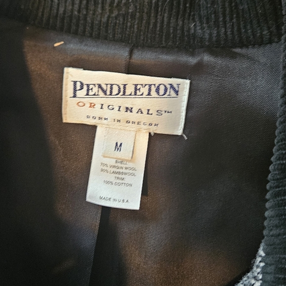 Pendelton virgin wool plaid coat - Picture 2 of 9